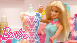 Έρχεται η Barbie σε αμαξίδιο ΑμεΑ και προσθετικό πόδι – Η εταιρεία θέλει να διευρύνει την έννοια της ομορφιάς