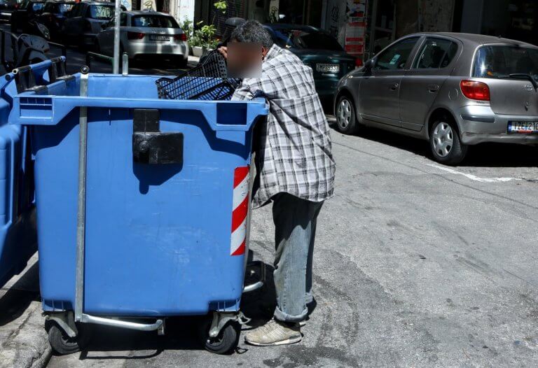 Θρίλερ στο Νέο Ηράκλειο! Βρήκε κόκκαλα σε κάδο σκουπιδιών!