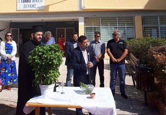 “Τάσος Μαυρίδης:Σε σχολεία του Δήμου βρέθηκε ο Δήμαρχος Λυκόβρυσης –  Καλή και δημιουργική σχολική χρονιά σε όλους!”