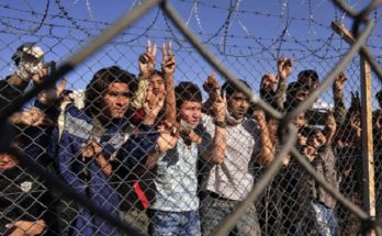 Κυβερνητικοί κύκλοι: Δεν θα δημιουργηθούν κλειστές δομές για μετανάστες σε στρατόπεδα
