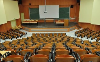 Ισοδύναμα τα πτυχία των κολεγίων με τα δημόσια ΑΕΙ
