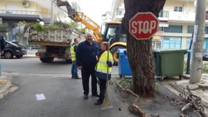 Μεταμόρφωση: Πραγματοποιήθηκε η δράση "Καθαρές Γειτονιές" στην οδό Πευκών.