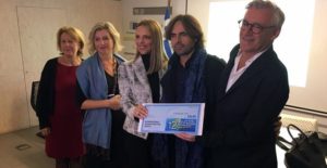 Ο Βέλγος Φιλέλληνας , Τζίμι Τζαμάρ της πρωτοβουλίας «12 ώρες για την Ελλάδα» που μαζεύει χρήματα για τα σχολεία και τα παιδια