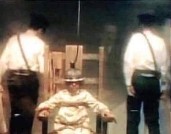 Ο George Stinney Jr είναι το νεαρότερο άτομο που καταδικάστηκε ποτέ σε θάνατο στις ΗΠΑ στον 20ο αιώνα.