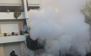 Βριλήσσια : Το μεσημέρι ένα  μικρό Βαν πήρε φωτιά