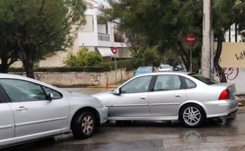  ΠΟΛΙΤΙΚΗ ΠΡΟΣΤΑΣΙΑ ΔΗΜΟΥ ΒΡΙΛΗΣΣΙΩΝ: Τροχαίο ατύχημα έχουμε αυτή την στιγμή στην οδό Κίσαβου και Εθνικής Αντιστάσεως
