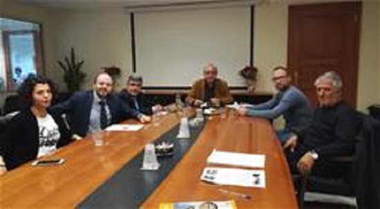 Συνάντηση του Δημάρχου Αμαρουσίου Θεόδωρου Αμπατζόγλου με τον Περιβαλλοντικό, Εξωραϊστικό και Πολιτιστικό Σύλλογο Αγίου Νικολάου και ΚΑΤ Αμαρουσίου - (3/1/2020)
