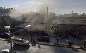 Φωτιά ξέσπασε σήμερα το πρωί σε διώροφο σπίτι στην οδό Πεντέλης 130 στο Μαρούσι