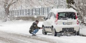 Κακοκαιρία Ηφαιστίων: Πού διακόπηκε η κυκλοφορία οχημάτων στην Αττική -Λόγω χιονόπτωσης