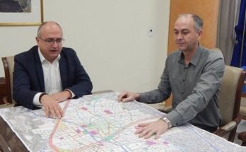 Συνάντηση εργασίας για το ΣΒΑΚ του Δημάρχου Μεταμόρφωσης, Στράτου Σαραούδα, με τον Δήμαρχο Ηρακλείου, Νίκο Μπάμπαλο.