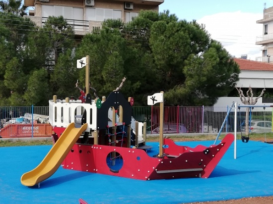 Δύο αναβαθμισμένες παιδικές χαρές στον Δήμο Παπάγου – Χολαργού