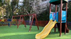 Τάσος Μαυρίδης : Συνεχίζουμε τις παρεμβάσεις στις γειτονιές στις παιδικές χαρές προχωρήσαμε στην   επίστρωση με συνθετικό χλοοτάπητα στη παιδική χαρά Πόντου και Ιωαννίνων