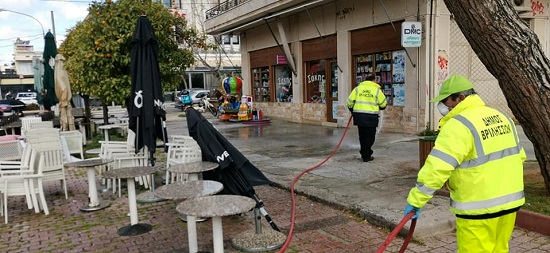 Βριλήσσια: Συνεχίζεται στο Δήμο ο Ψεκασμός και η απολύμανση, με  καθαρισμούς των κάδων απορριμμάτων, των κοινόχρηστων  χώρων, των εκκλησιών και των δρόμων