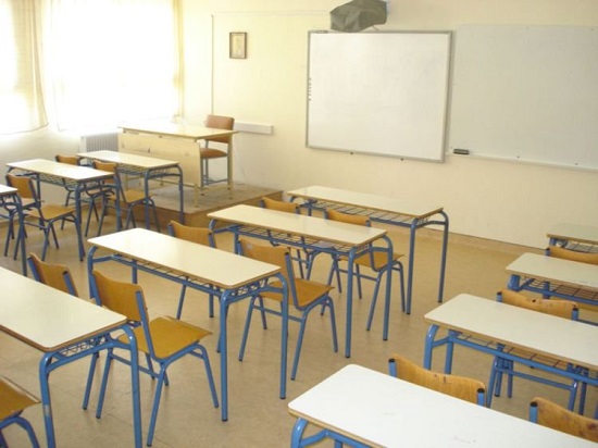           Κορονοϊός : Θα υπάρχει παράταση σχολικού έτους –  Θα ξεκινήσουν μαθήματα μέσω διαδικτύου –  Τι θα γίνει με τις πανελλαδικές εξετάσεις 