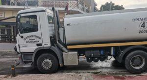 Βριλήσσια : Συνεχίζουν οι απολυμάνσεις , καθαρισμοί και οι ψεκασμοί σε φρεάτια, κάδους,  γωνιές , δρόμους  του Δήμου
