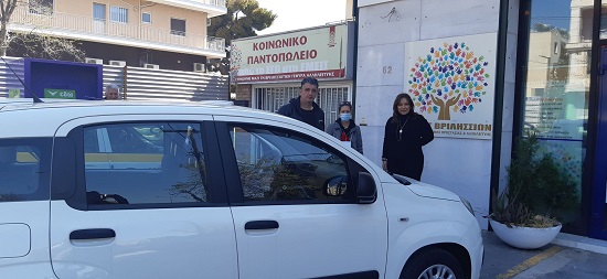  Βριλήσσια: O Δήμος Βριλησσίων παρέλαβε ένα αυτοκίνητο για το πρόγραμμα «Βοήθεια στο Σπίτι» από την SIXT με πρωτοβουλία του Προέδρου της ΚΕΔΕ