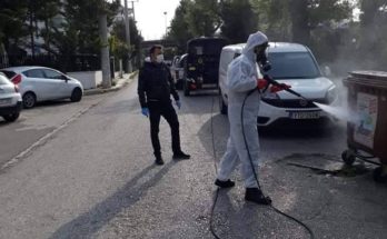 Ηράκλειο: Οι απολυμάνσεις στο Δήμο συνεχίζονται με τα συνεργεία του Δήμου να πλένουν και απολύμαναν δρόμους, πεζοδρόμια
