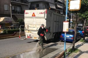 Καισαριανή : Συνεχίζονται οι απολύμανσης και καθαρισμοί σε κεντρικά  σημεία του Δήμου σε στάσεις, δρόμους, πεζοδρόμια  και κάδους απορριμμάτων