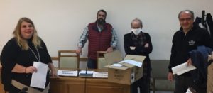 Πεντέλη :Ταμπλέτες και συνδέσεις διαδικτύου παρέδωσε ο Δήμος στους Διευθυντές των σχολείων για τις ανάγκες των μαθητών τους