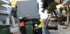 Λυκόβρυση Πεύκη :  Συνεχίζουμε καθημερινά με τις πλύσεις και απολυμάνσεις των κάδων απορριμμάτων σύμφωνα με το πρόγραμμα των προληπτικών μέτρων κατά της διασποράς του νέου κορωνοϊού.