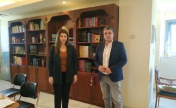 Βριλήσσια: Συνάντηση Δημάρχου Ξένου Μανιατογιάννη με την Υφυπουργό Παιδείας Σοφία Ζαχαράκη