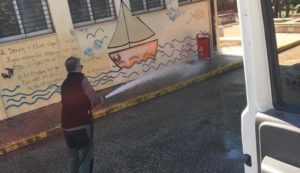 Σχολαστικοί και τακτικοί καθαρισμοί και διανομή αντισηπτικών στα Σχολεία του Δήμου Πεντέλης