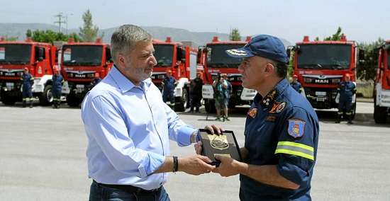 Περιφέρεια Αττικής: 35 πυροσβεστικά οχήματα συνολικής αξίας 5 εκ. € παραδώσε σήμερα στο Αρχηγείο της Πυροσβεστικής η Περιφέρεια