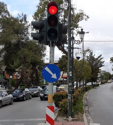Λυκόβρυση Πεύκη: Αντικατάσταση φθαρμένων πινακίδων οδικής κυκλοφορίας στην πόλη