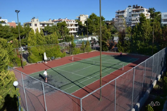 Πεντέλη: Ξεκινά σταδιακά η λειτουργία των γηπέδων τένις για το ευρύ κοινό