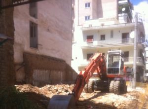 Αθήνα: Κατεδάφιση 13 επικίνδυνων κτιρίων από τις γειτονιές της πόλης