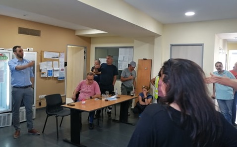Βριλήσσια: Ο επικεφαλής του Συνδυασμού  Νέα Πνοή για τα Βριλήσσια  συναντήθηκε  στα γραφεία της Διεύθυνσης με τους εργαζομένους στην καθαριότητα