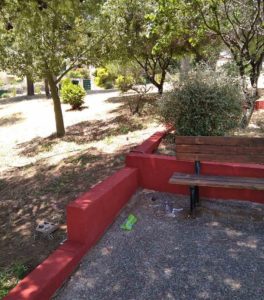 Ραφήνα Πικέρμι:  Επεμβάσεις στην πλατεία Αχαιών και Δωριέων στο Ντράφι από τις υπηρεσίες του Δήμου