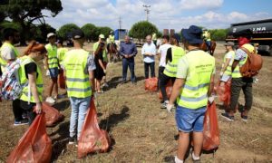 Περιφέρεια Αττικής : Σε εξέλιξη η διήμερη δράση εθελοντικού καθαρισμού του Πάρκου Σχινιά στο Μαραθώνα