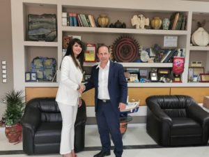 Ραφήνα Πικέρμι: Ενημερωτική συνάντηση του Δημάρχου με την βουλευτή Μαρία Απατζίδη (ΜΕΡΑ25)