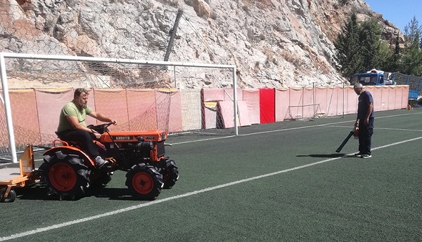 Καισαριανή : Ολοκληρώθηκαν οι εργασίες συντήρησης του πλαστικού χλοοτάπητα στο βοηθητικό γήπεδο «Μ. Κρητικόπουλος»