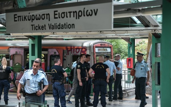 Κηφισιά: Ατύχημα με συρμό του ΗΣΑΠ στον τερματικό σταθμό της Κηφισιάς σημειώθηκε στις 12:15 το μεσημέρι της Τρίτη