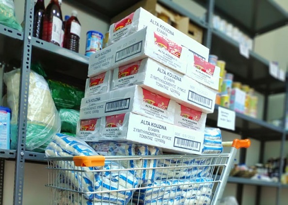 Λυκόβρυση  Πεύκη:  Δωρεά τροφίμων από τους  «Φίλους της Θένιας» στο Κοινωνικό Παντοπωλείο