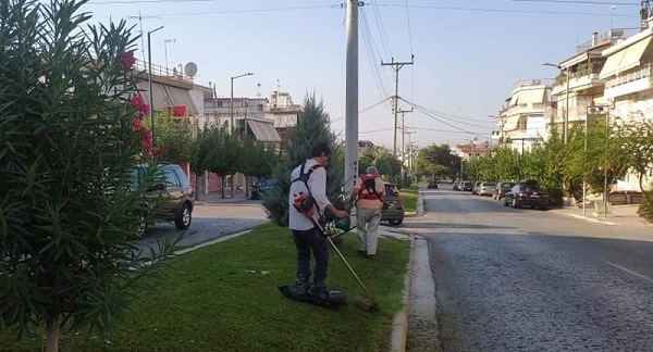 Ελληνικό Αργυρούπολη: Παραμονές της Παναγίας και οι υπηρεσίες δουλεύουν εντατικά τόσο στο τομέα του Πρασίνου όσο και στην καθαριότητα