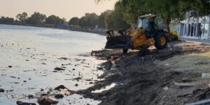 Ωρωπός: Η Περιφέρεια Αττικής στέκεται δίπλα στον Δήμο Ωρωπού και στηρίζει με όλες της τις δυνάμεις τις προσπάθειες καθαρισμού και αποκατάστασης των ακτών
