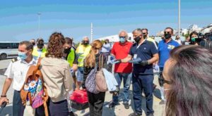 Περιφέρεια Αττικής : Ξεκίνησαν στο λιμάνι του Πειραιά οι έλεγχοι για τον Covid 19 σε ταξιδιώτες που φτάνουν στην Αττική