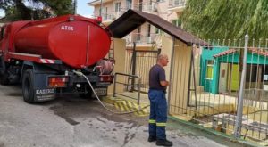 Άγιος Στέφανος:  Μετά από αίτηση της Δημοτικής Κοινότητας ο Σύλλογος Εθελοντών Πολιτικής Προστασίας Αγίου Στεφάνου έκανε καθαρισμό στα προαύλια των σχολείων