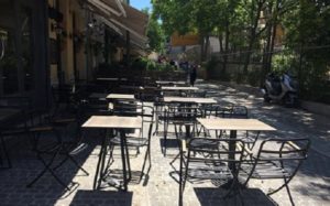Αθήνα:  Πλάκα σε αδιέξοδο οι επιχειρήσεις