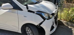 Βριλήσσια: Τροχαίο ατύχημα στην οδό Σαλαμίνος και Μπακογιάννη