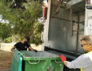 Διόνυσος:  Συνεχίζεται το πλύσιμο των κάδων σε όλες τις Δημοτικές Κοινότητες του Δήμου