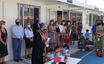 Διόνυσος: Παρουσία του Δημάρχου σε αγιασμούς σχολείων