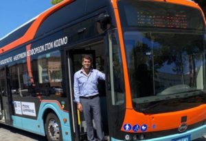 Ελλάδα: Το πρώτο ηλεκτρικό λεωφορείο πραγματοποίησε δοκιμαστικό δρομολόγιο στην πρωτεύουσα