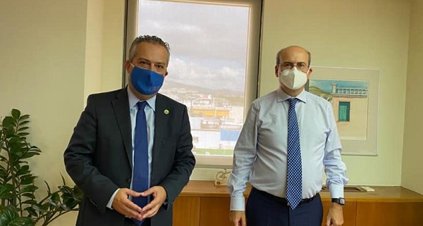 Χολαργού Παπάγου: Ο Δήμαρχος είχε συνάντηση  με τον Υπουργό  Περιβάλλοντος και Ενέργειας Κωστή Χατζηδάκη
