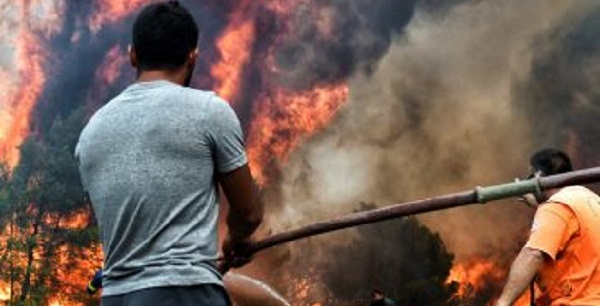 Αγρίνιο: Εν ώρα υπηρεσίας νεκρός εθελοντής πυροσβέστης