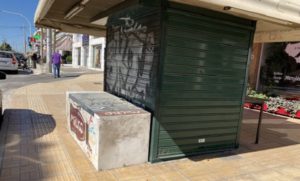 Πεντέλη: Απομακρύνεται το περίπτερο από το πεζοδρόμιο της οδού Δημοκρατίας και Ηρώου