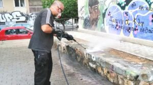 Αθήνα: Μεγάλη δράση αντιγκράφιτι σε όλες τις γειτονιές της πόλης